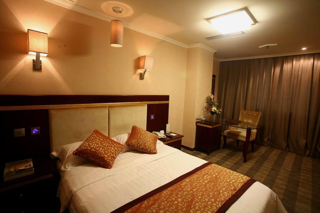 צ'נגדו Lutianhua Hotel חדר תמונה