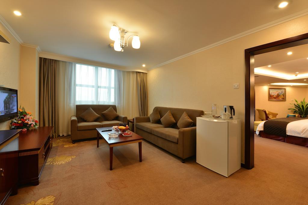 צ'נגדו Lutianhua Hotel חדר תמונה