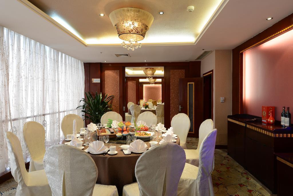 צ'נגדו Lutianhua Hotel מראה חיצוני תמונה