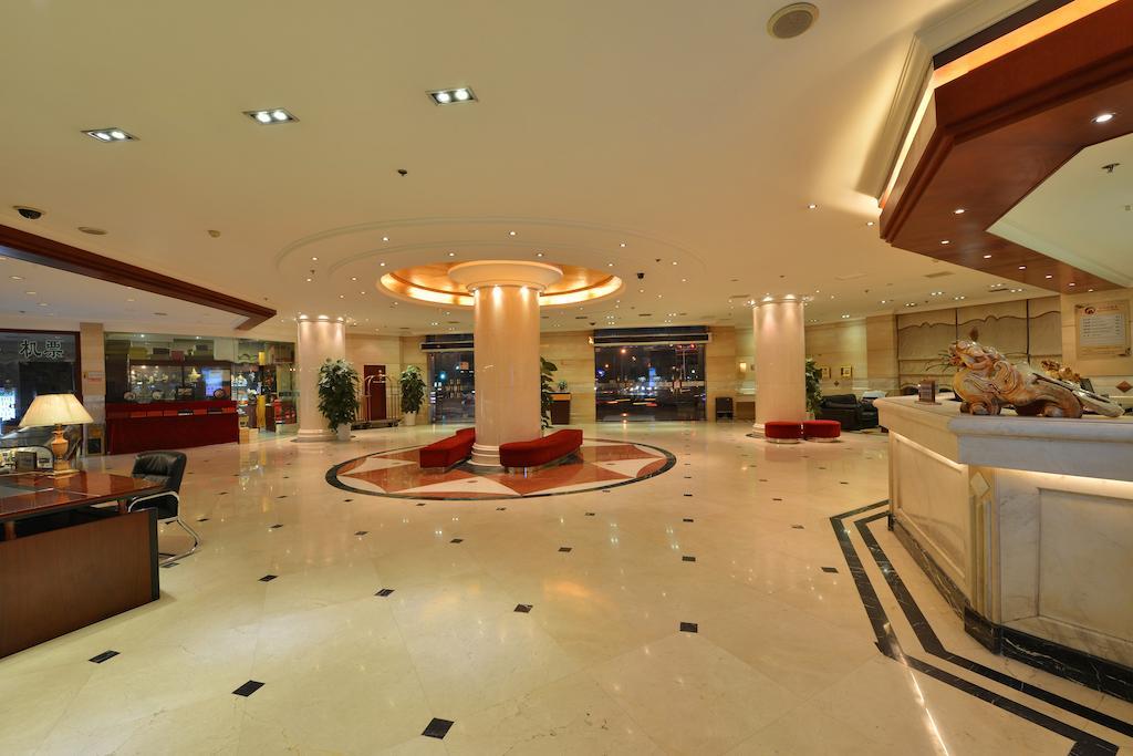 צ'נגדו Lutianhua Hotel מראה חיצוני תמונה